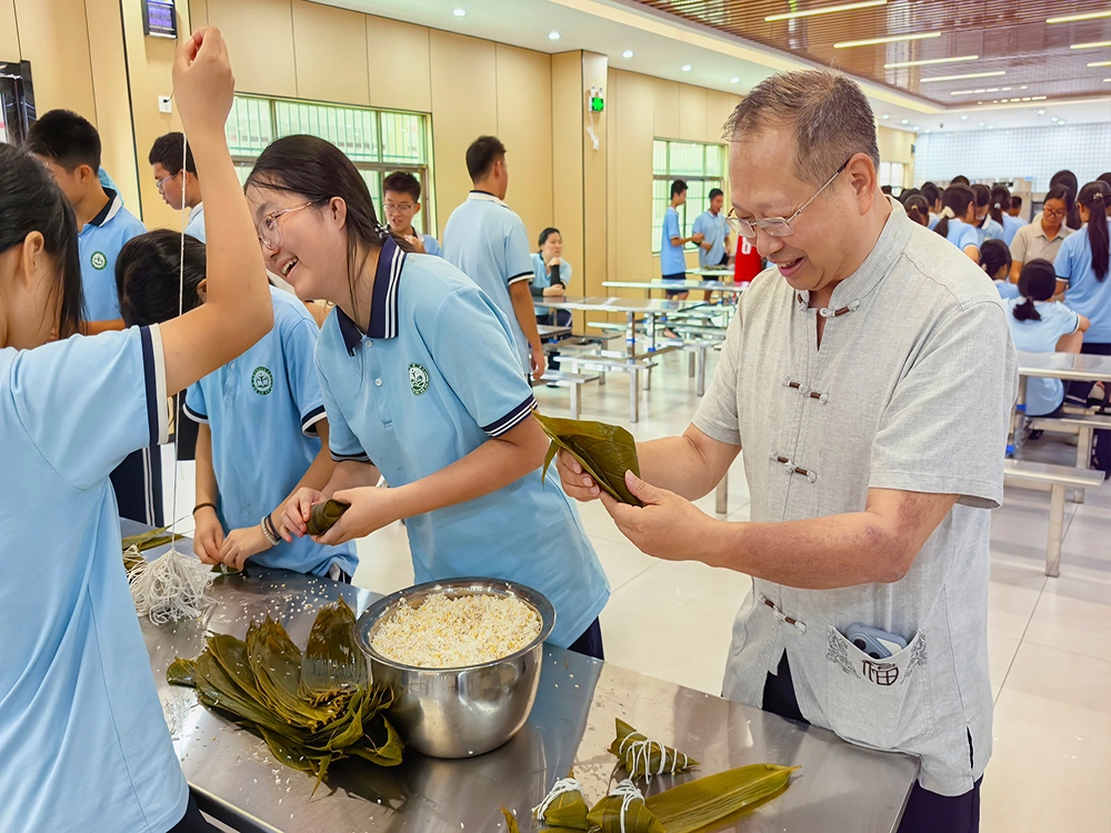 伊春孩子厌学不读书管教学校怎么联系