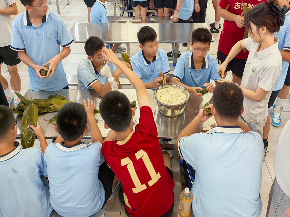 黑河正规小孩子叛逆全封闭管教学校怎么联系